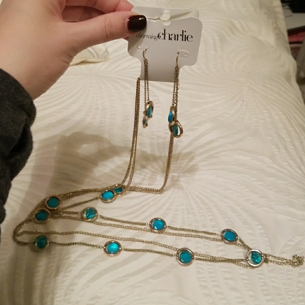 Beautiful earring and necklace set blue and gold